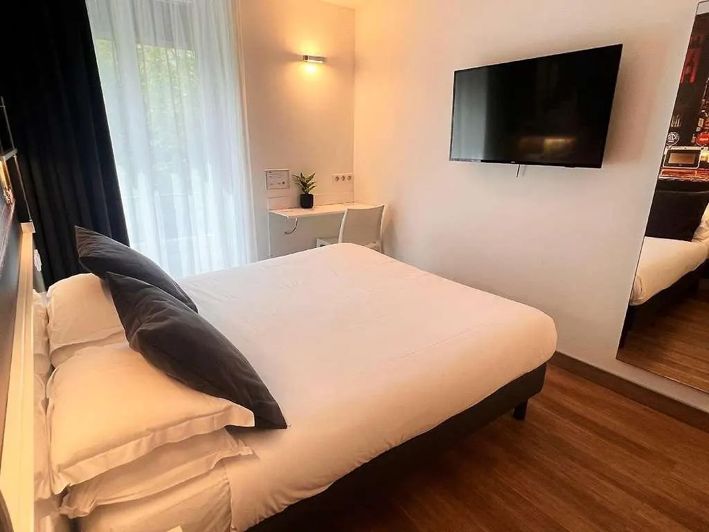 Best Western Hotel Le Montparnasse Parigi