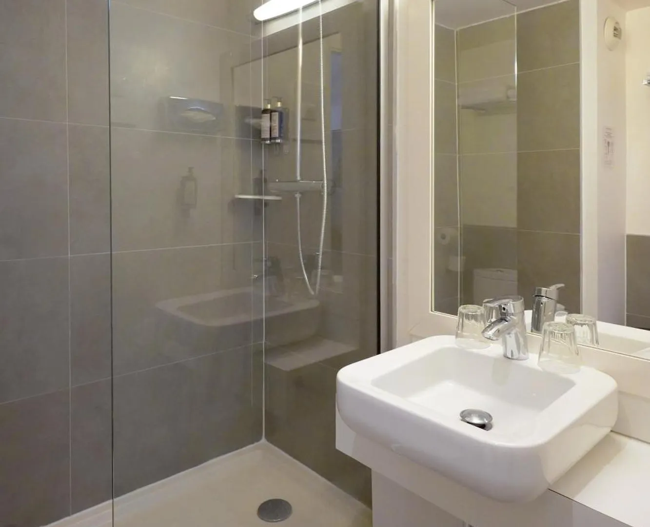 Best Western Hotel Le Montparnasse Parigi
