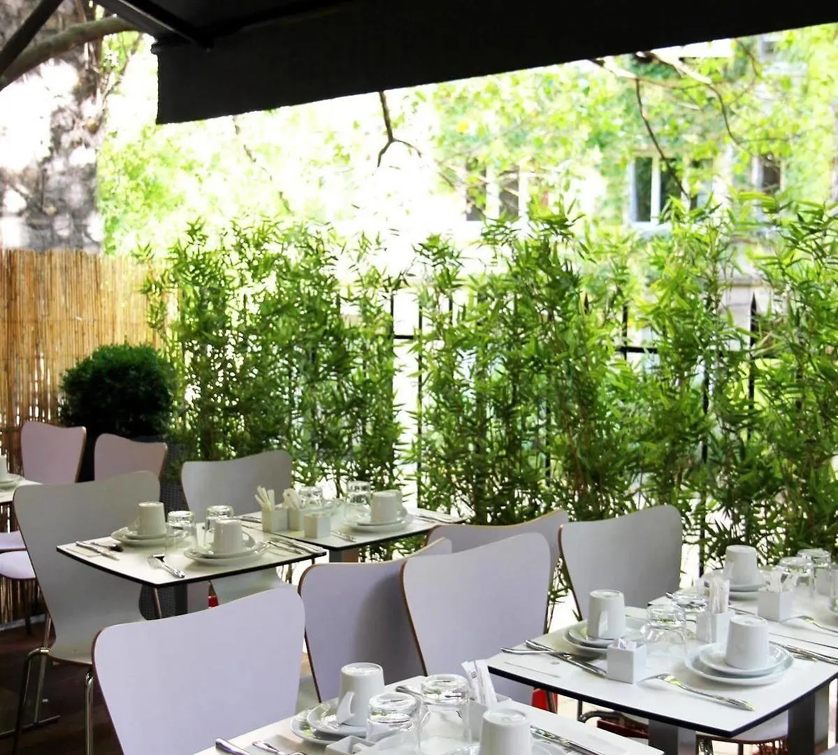 Best Western Hotel Le Montparnasse Parigi